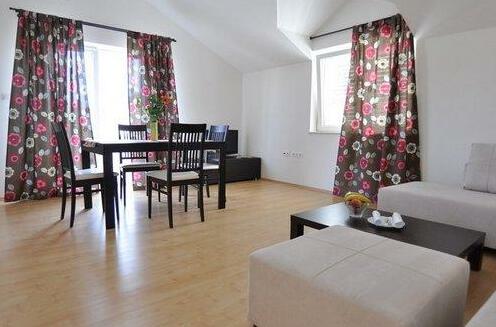 Nikola Apartments - Photo5