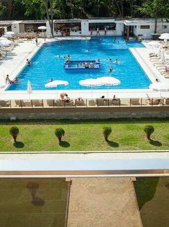 Park Lakeside Hotel - Photo4