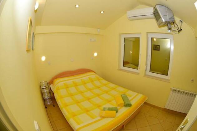 Rooms and Apartaments De Niro - Photo4