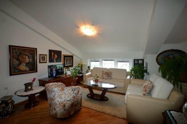 T&A Apartments - Photo3
