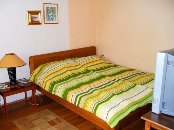 Zura Apartments - Photo5