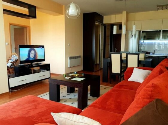 Cozy Home in Skopje - Photo3