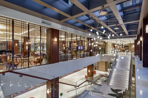 DoubleTree By Hilton Skopje - Photo4