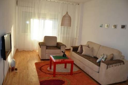 Downtown Skopje Apartment - Photo2