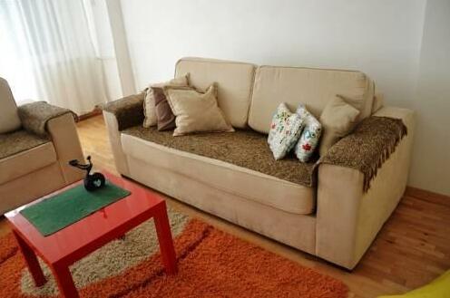 Downtown Skopje Apartment - Photo3
