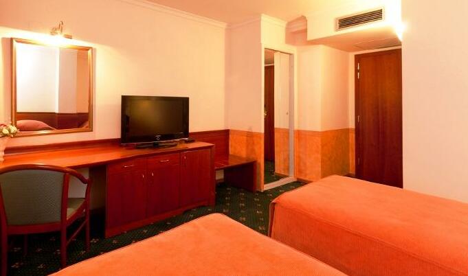 Hotel Glam - Photo3