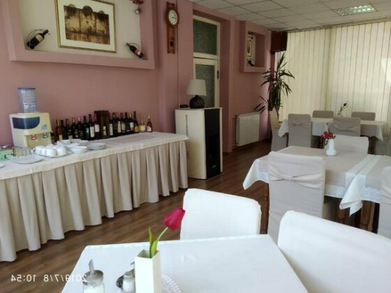 Hotel Mimoza Skopje - Photo3