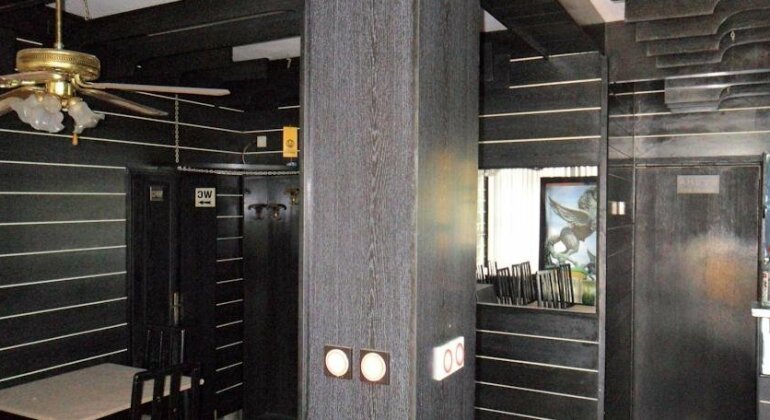 Ambient Apartments - Photo3