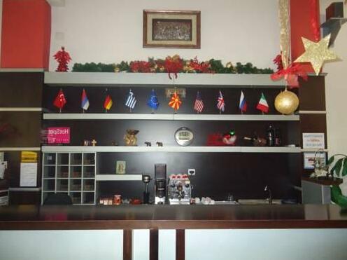 Hotel 404 - Photo2