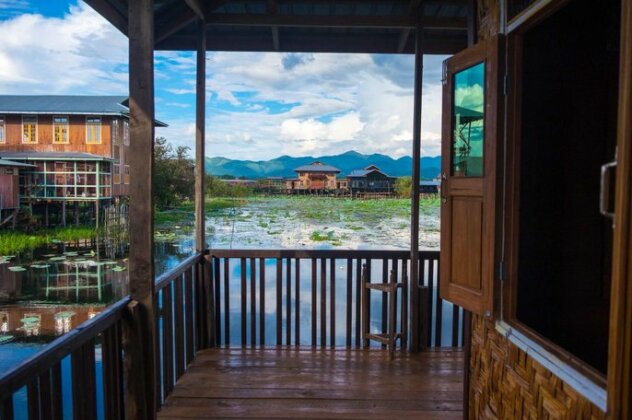 Innthar Lodge Home Stay - Photo2