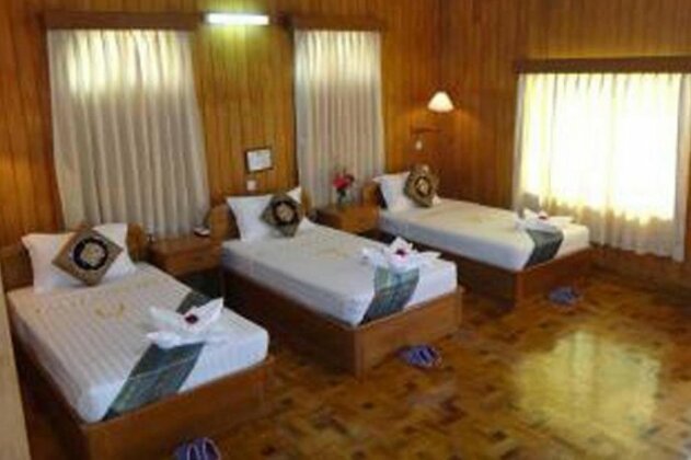 Hill Top Villa Hotel - Photo4