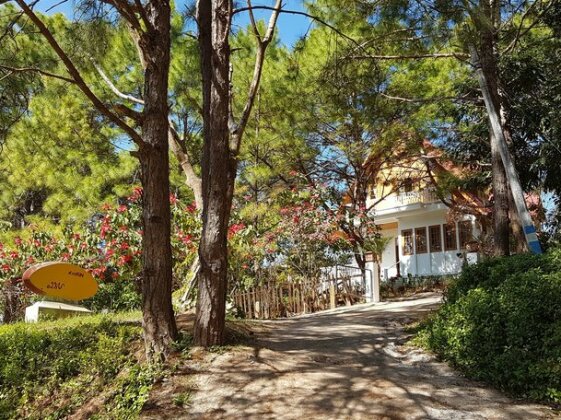 Hillock Villa - Photo2