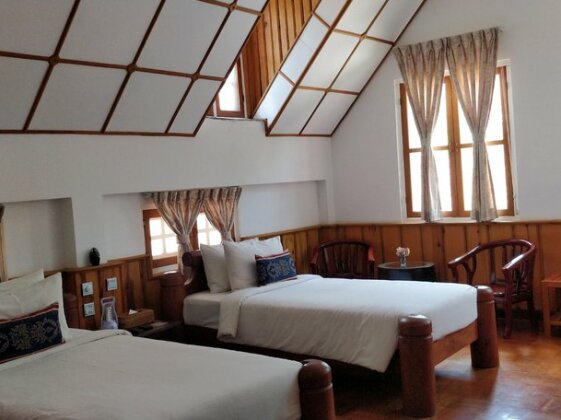 Hillock Villa - Photo4
