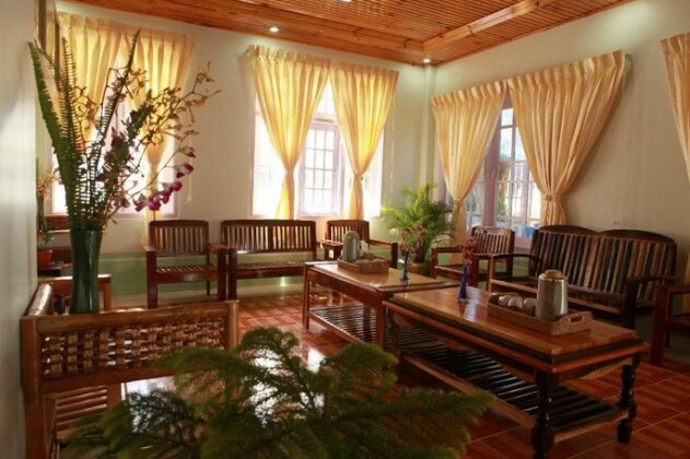 Pine Breeze Hotel - Photo3