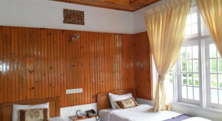 Pine Breeze Hotel - Photo5