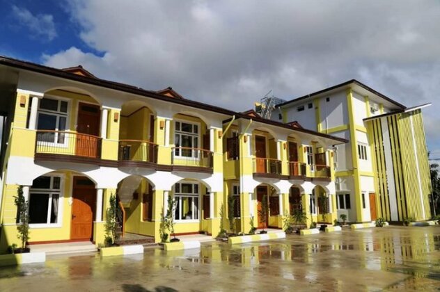 Three Seasons Hotel - Photo5