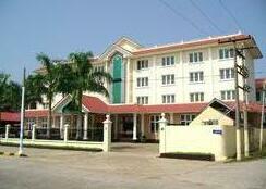 Ngwe Moe Hotel Mawlamyine
