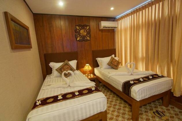 Ingyin Dormitory - Photo4