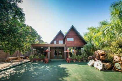Royal House Resort