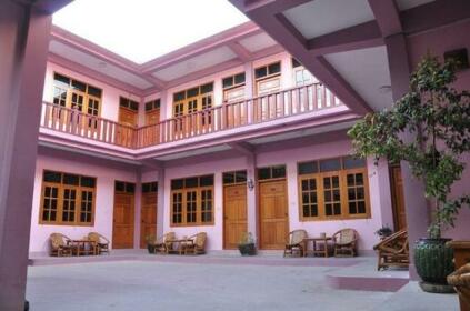 Shwe Nadi Guest House