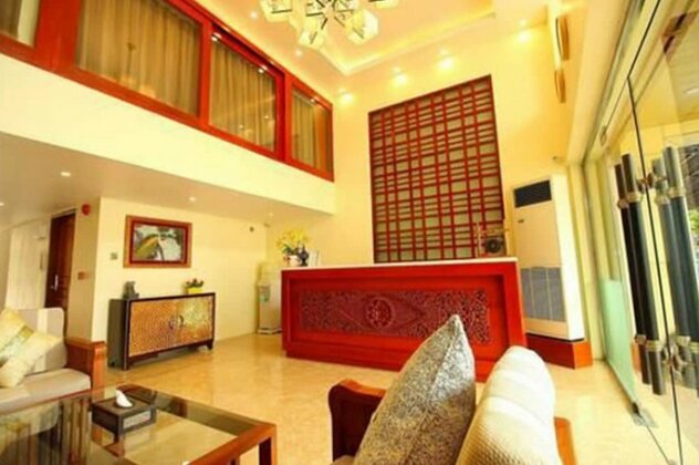 Diamonds Inn - Photo2