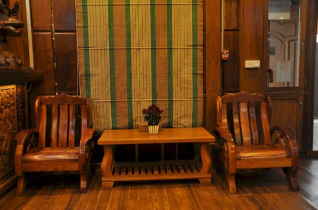 Mandalay Karaweik Mobile Hotel - Photo2