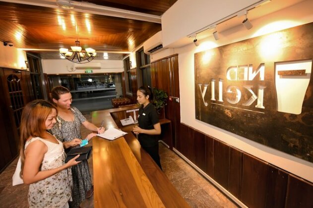 Ned Kelly Hotel & Irish Pub - Photo3