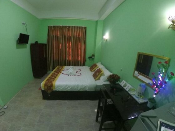 Top Royal Hotel - Photo5