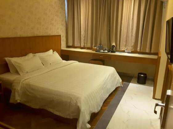 Unity Hotel Mandalay - Photo4