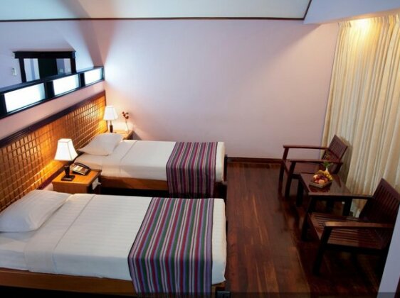Hotel Zwekabin - Photo4