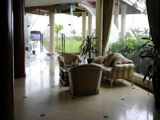 Mawlamyaing Strand Hotel - Photo5