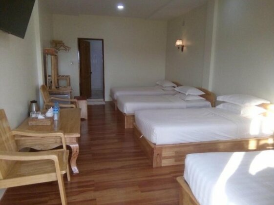 Rehmonnya Hotel - Photo2