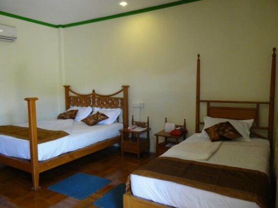 Nawarat Hotel - Photo3