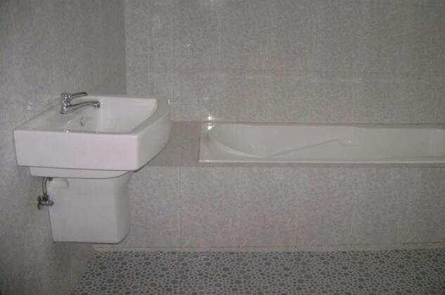 Famous Hotel Naypyitaw - Photo3