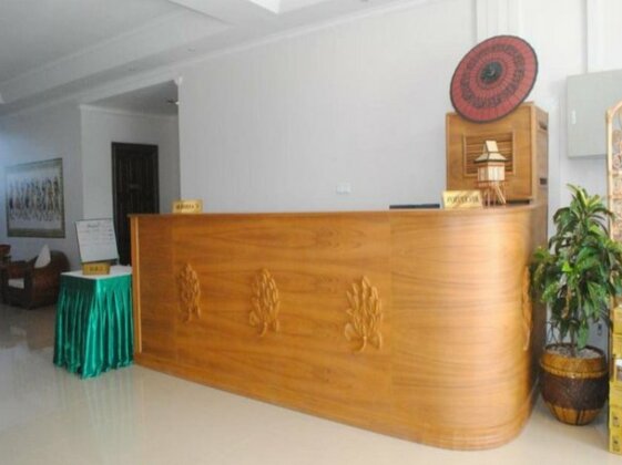 Royal Lotus Hotel - Photo2