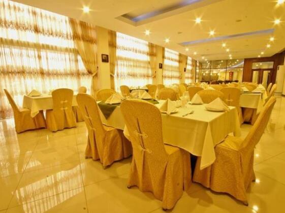 The Palm View Hotel - Photo2