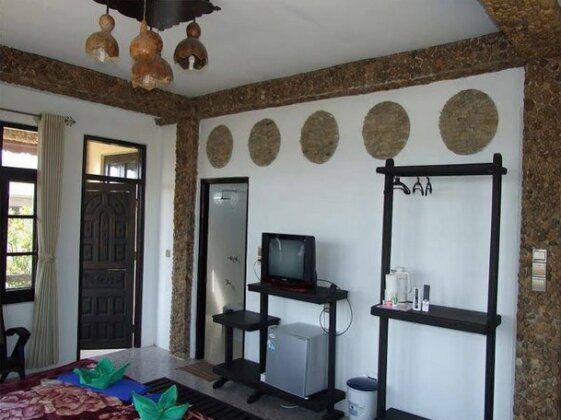 Aquarius Inn Nyaung Shwe - Photo4
