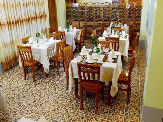 Sandalwood Hotel - Photo2