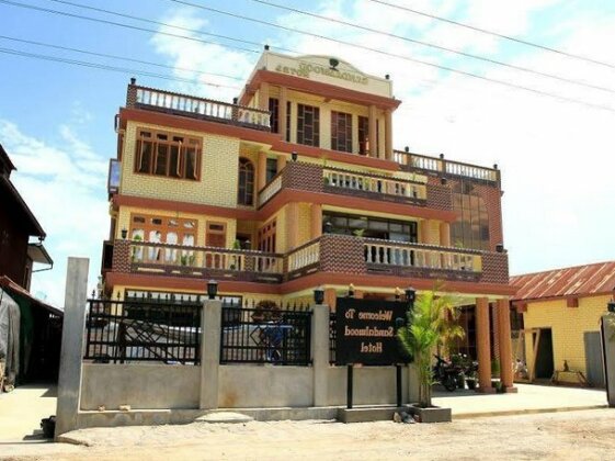 Sandalwood Hotel - Photo3