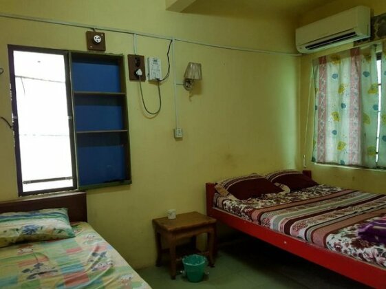 Swe Mon Chit Guest House-Burmese Only - Photo2
