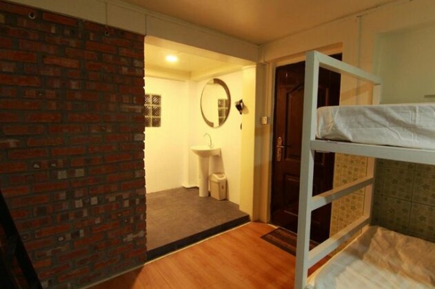 Tar Tar & Nay Hostel - Photo4