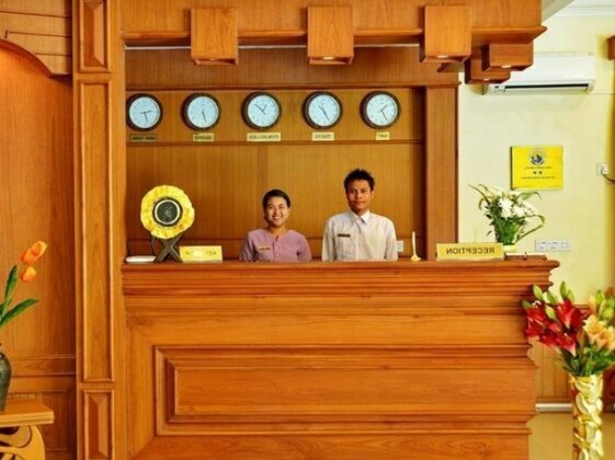 Win Unity Hotel Pyin Oo Lwin - Photo3