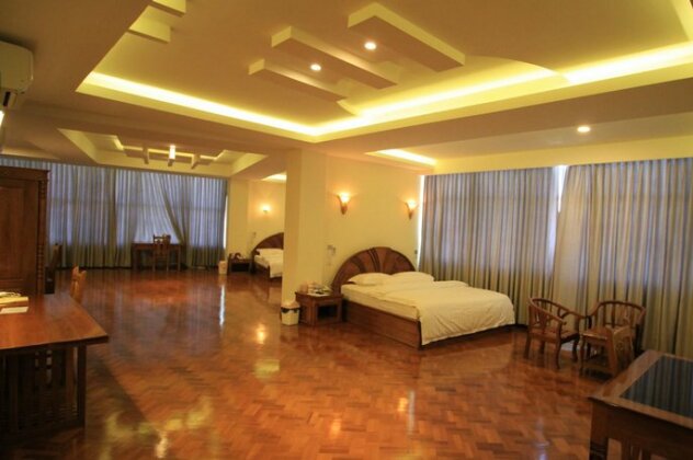 Hotel Varanathi - Photo2