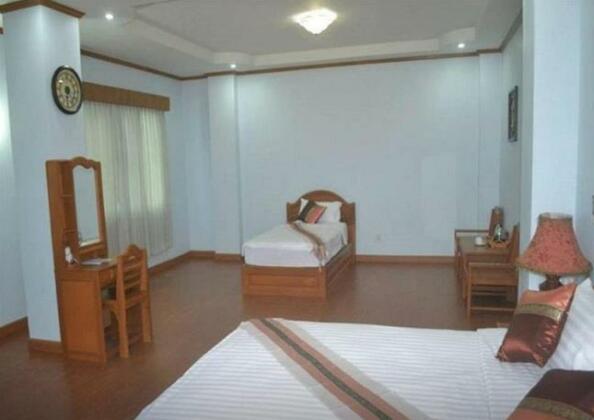 Golden Cherry Hotel - Photo4