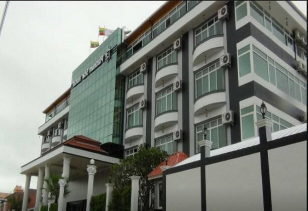 Platinum Star Hotel
