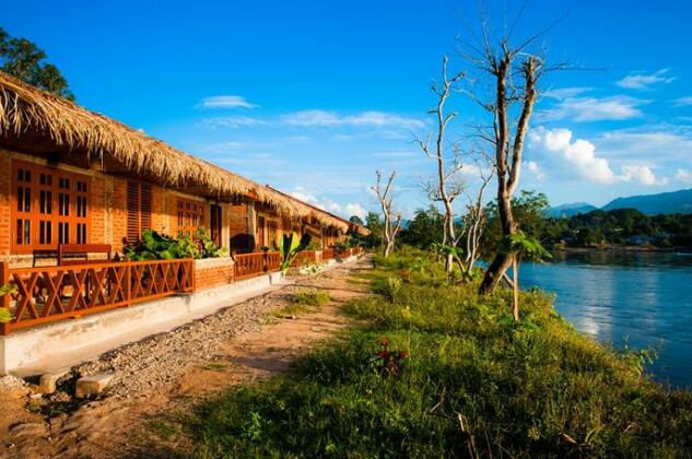 River Side@Hsipaw Resort