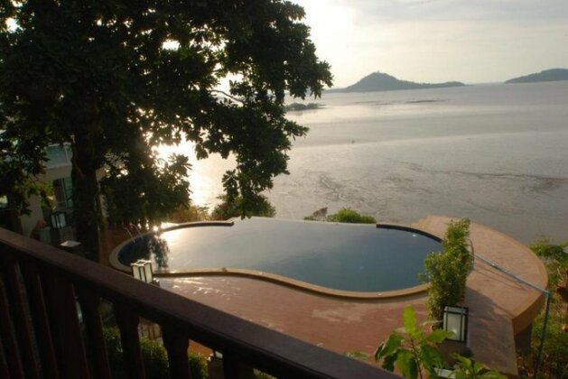 Victoria Cliff Hotel & Resort - Photo4