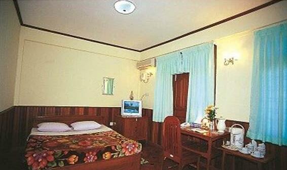 Shwe Thazin Hotel - Photo4
