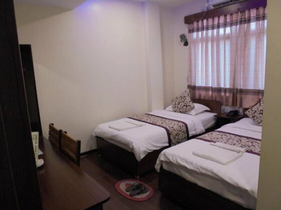 Yuzana Aung Hotel - Photo4