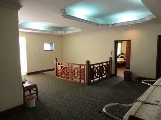 Taunggyi Hotel - Photo4